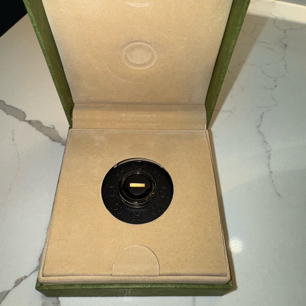 Gucci Oura ring US 7 - Used - Still in great condition - Picture 2 of 6